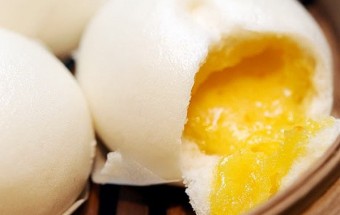 Cách làm bánh bao kim sa lạ miệng ngon tuyệt