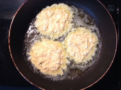 Cách làm bánh bắp chiên giòn ngon miệng