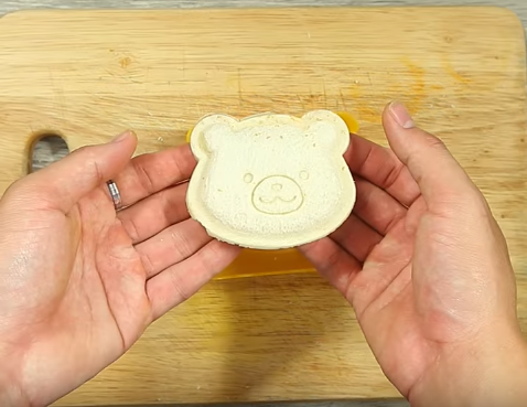 Cách làm bánh bí ngô sữa dừa thơm bùi, ngọt ngào, ăn vào là mê