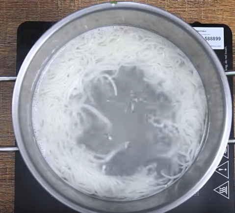 Cách làm bánh bông lan ba vị cực lạ miệng lại thơm ngon giòn xốp