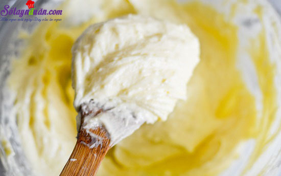 Cách làm bánh bông lan màu đỏ nhung đặc biệt