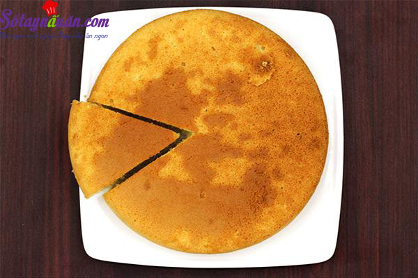 Cách làm bánh bông lan ngon chỉ bằng nồi cơm điện