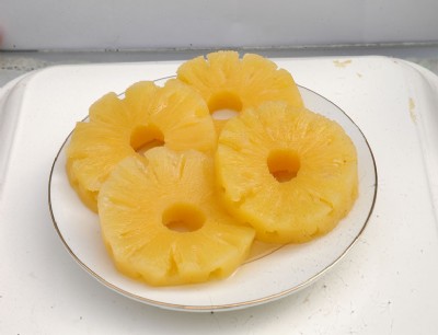 Cách làm bánh bông lan nhân dứa