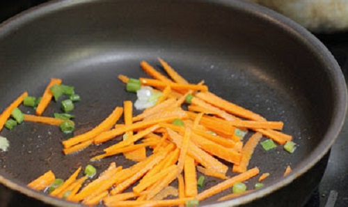 Cách làm bánh bông lan xốp mềm vô cùng đơn giản bằng nồi cơm điện