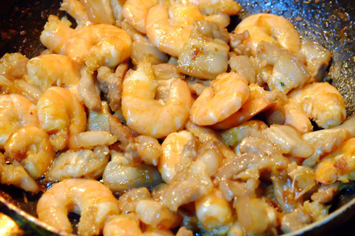 Cách làm bánh bột lọc chiên thú vị ngày mưa