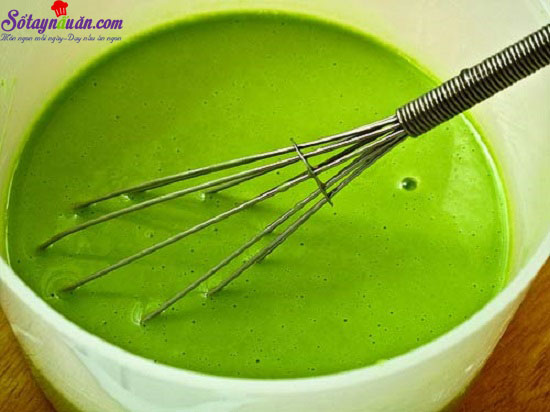 Cách làm bánh crepe lá dứa Kuih dadar thơm ngon hấp dẫn