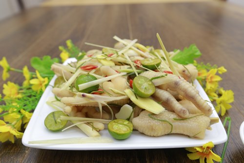 Cách làm bánh cupcake dâu tây hương vani tuyệt ngon