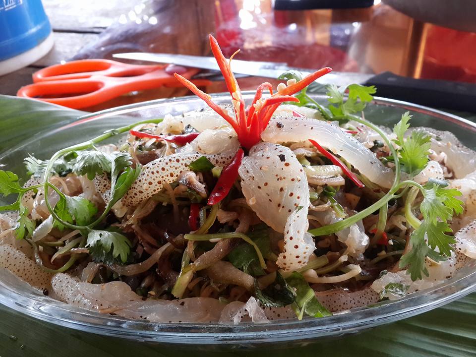 Cách làm bánh gạo Hàn Quốc thơm ngon cay giòn