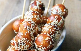 Cách làm bánh nếp tẩm đường xiên giòn ngon khó cưỡng