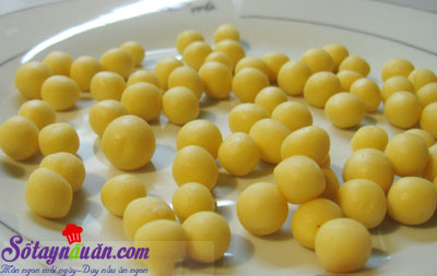 Cách làm bánh nhãn phủ đường cực dễ mà cực ngon