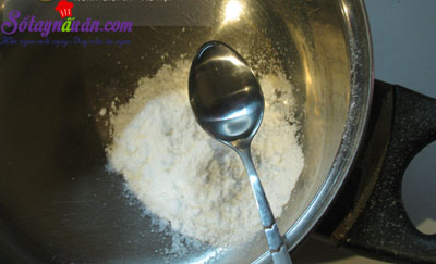 Cách làm bánh nhãn phủ đường cực dễ mà cực ngon