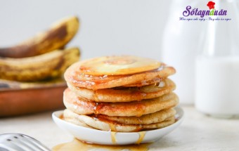 Cách làm bánh Pancake chuối dứa cho bữa sáng
