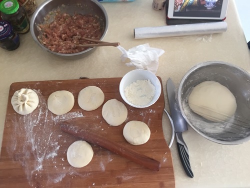 Cách làm bánh pancake khoai lang thơm ngon hết ý