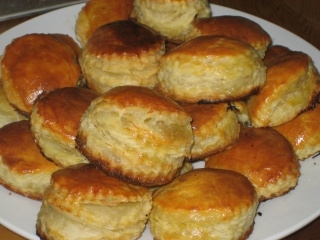 Cách làm bánh pateso nhỏ nhắn hương vị hấp dẫn cuốn hút