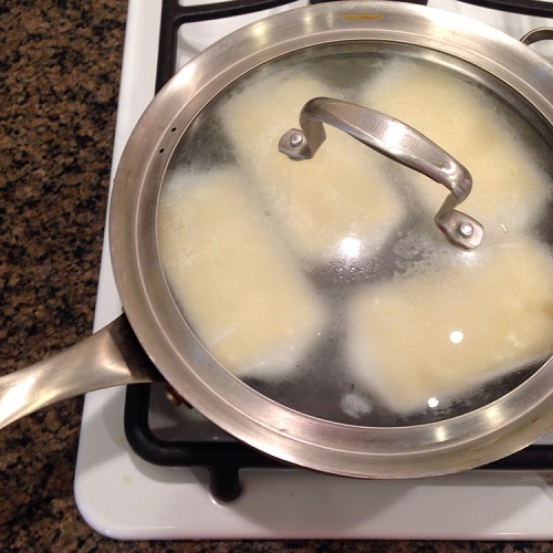 Cách làm bánh pudding đậu phụ ngọt thơm, mềm mịn