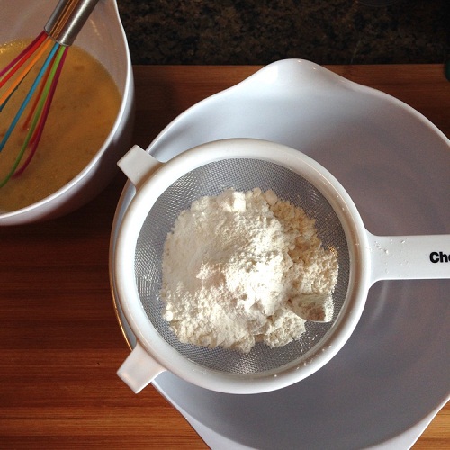 Cách làm bánh pudding đậu phụ ngọt thơm, mềm mịn