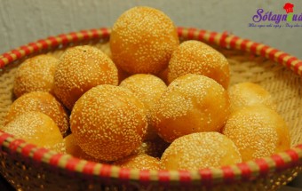 Cách làm bánh rán lúc lắc nhân đậu xanh tẩm vừng