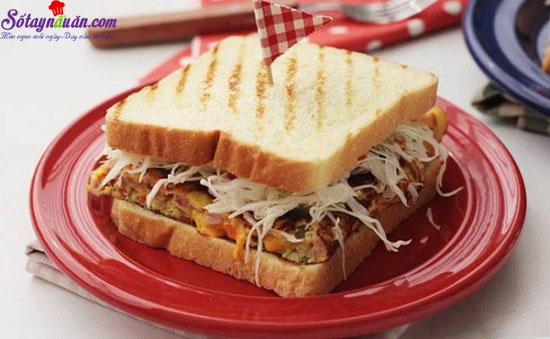 Cách làm bánh sandwich kẹp đơn giản cho bữa sáng