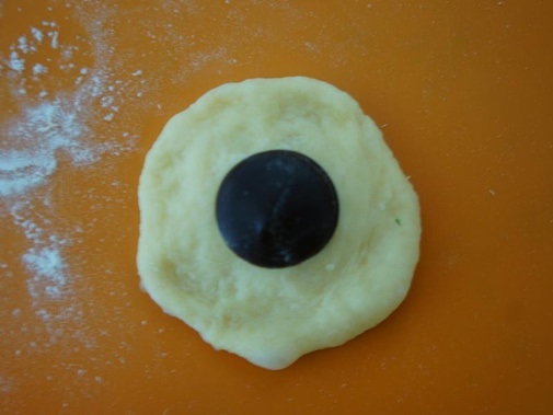 Cách làm bánh su kem ngon bằng nồi cơm điện tại nhà cực đơn giản