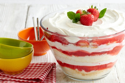 Cách làm bánh Trifle