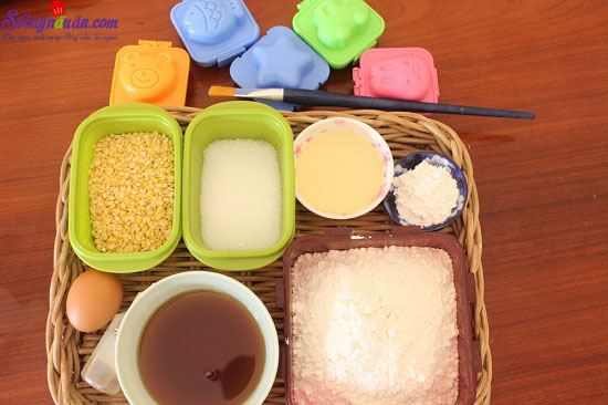 Cách làm bánh Trung thu hình ngộ nghĩnh cho bé yêu