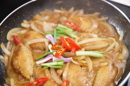 Cách làm bánh trung thu nhân trứng muối ngon như ngoài tiệm