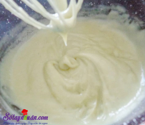 Cách làm bánh xôi lá dứa cho bữa sáng