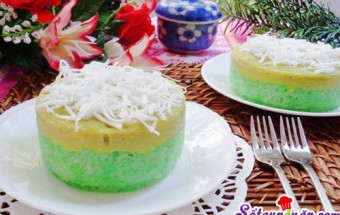 Cách làm bánh xôi lá dứa cho bữa sáng