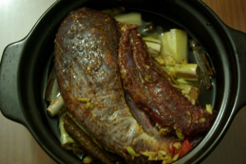 Cách làm bắp bò rim mật mía