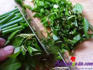 Cách làm bầu xào trai ngọt mát ngày hè