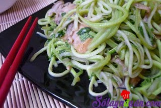 Cách làm bầu xào trai ngọt mát ngày hè