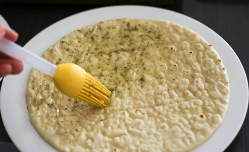 Cách làm bim bim hành tây vàng ươm, giòn rụm, cả nhà cùng thích