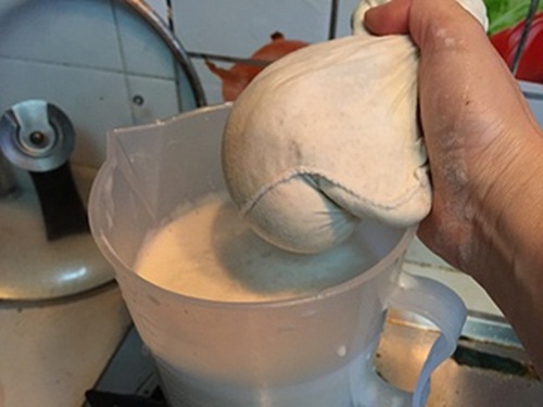 Cách làm bim bim từ bì heo ngon tuyệt cú mèo, giòn rụm thơm nức