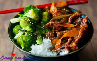 Cách làm bò xào cam lạ miệng mà ngon cơm