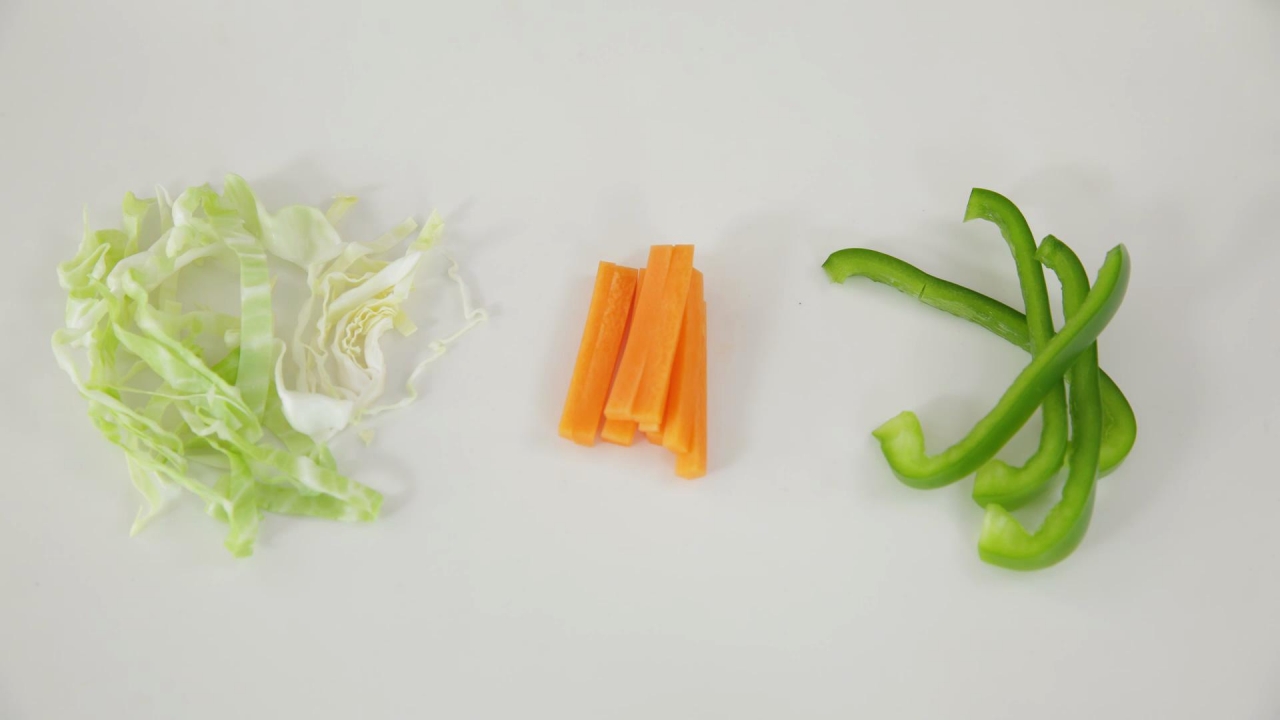 Cách làm bún bò giò heo tại nhà