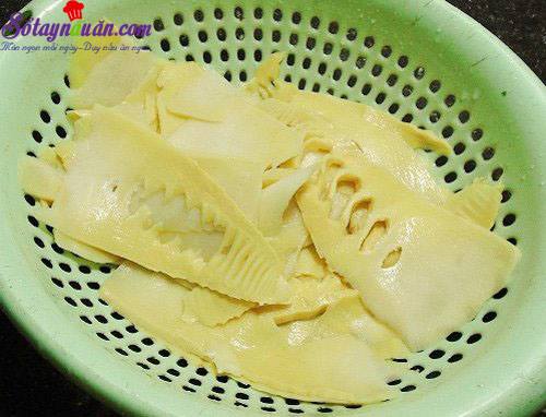 Cách làm bún măng vịt thơm ngon đúng vị