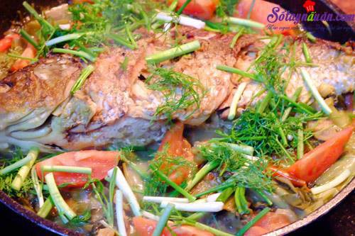 Cách làm cá chép om dưa đậm đà đưa cơm