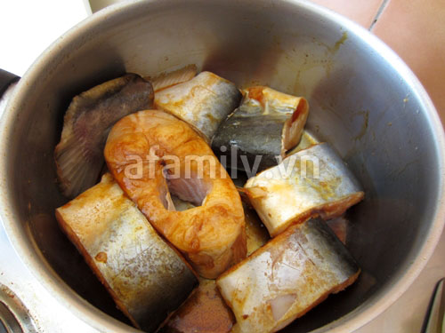 Cách làm cá kho dứa ngon ngọt đưa cơm