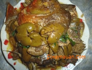 Cách làm cá kho trám, món ăn dân dã của người miền núi