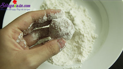 Cách làm cá viên phô mai đơn giản mà ngon