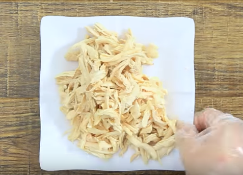 Cách làm cánh gà chiên giòn sốt trứng muối đậm đà cực hao cơm