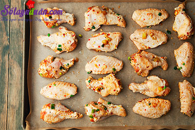 Cách làm cánh gà nướng Hàn Quốc thơm mùi kiwi