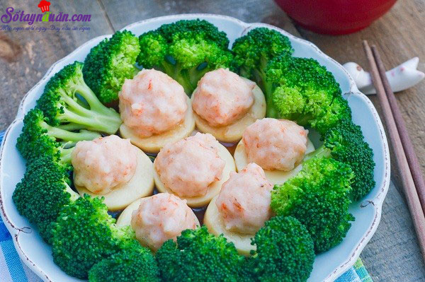 Cách làm chả tôm hấp bông cải kiểu Trung Hoa