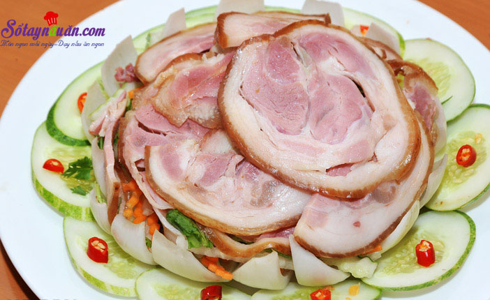 Cách làm chân giò muối cực ngon cực dễ cho Tết ấm cúng