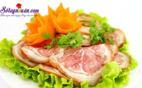 Cách làm chân giò muối cực ngon cực dễ cho Tết ấm cúng