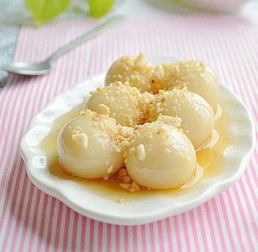 Cách làm chè củ năng trái dừa giải nhiệt ngày hè