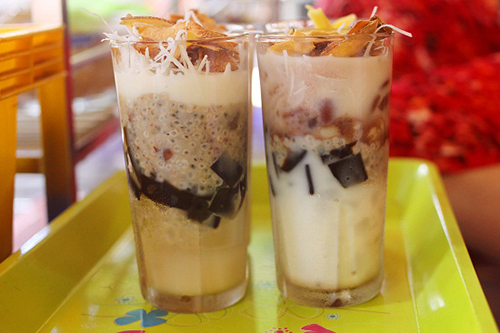 Cách làm chè thập cẩm Huế đúng vị Huế