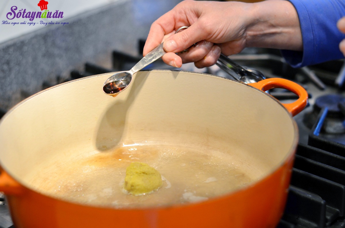 Cách làm chem chép xào dừa kiểu Thái