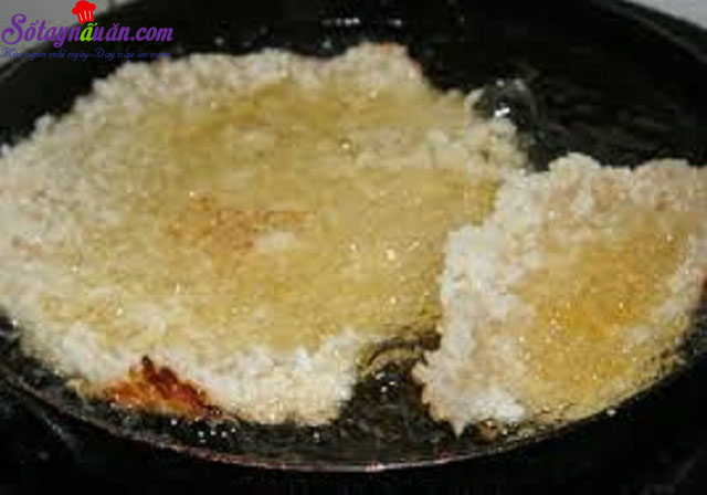 Cách làm cơm cháy đơn giản, thơm ngon tại nhà