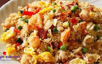 Cách làm cơm chiên ngũ sắc ngon tại nhà